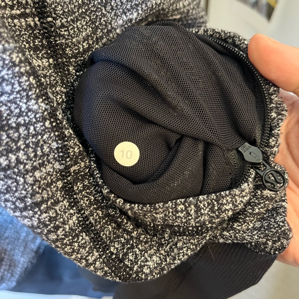 Lululemon Daily Practice Jacket! - Picture 5 of 6